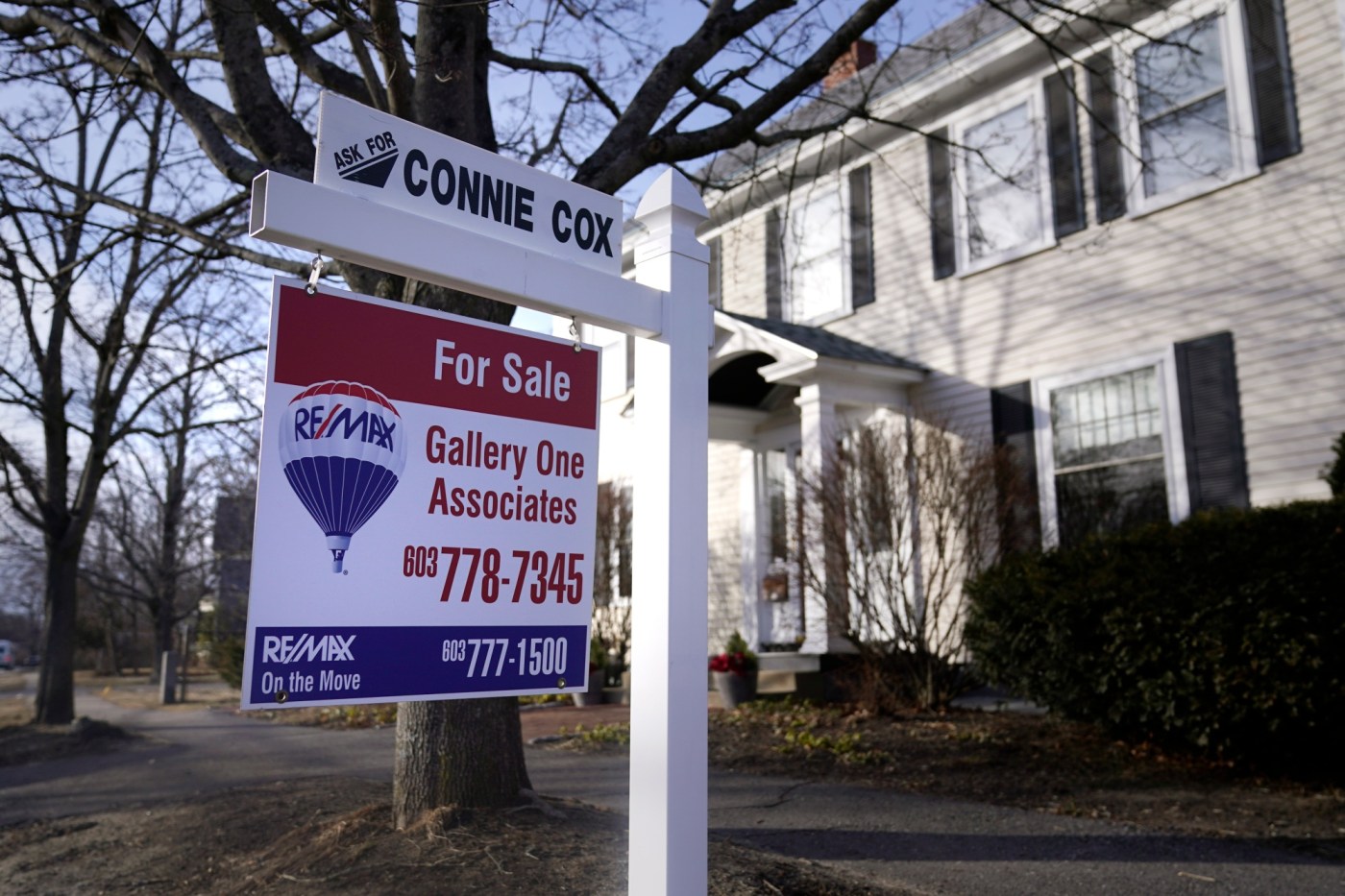 Gov. Newsom signs bill limiting homebuyer sales contracts to 3 months