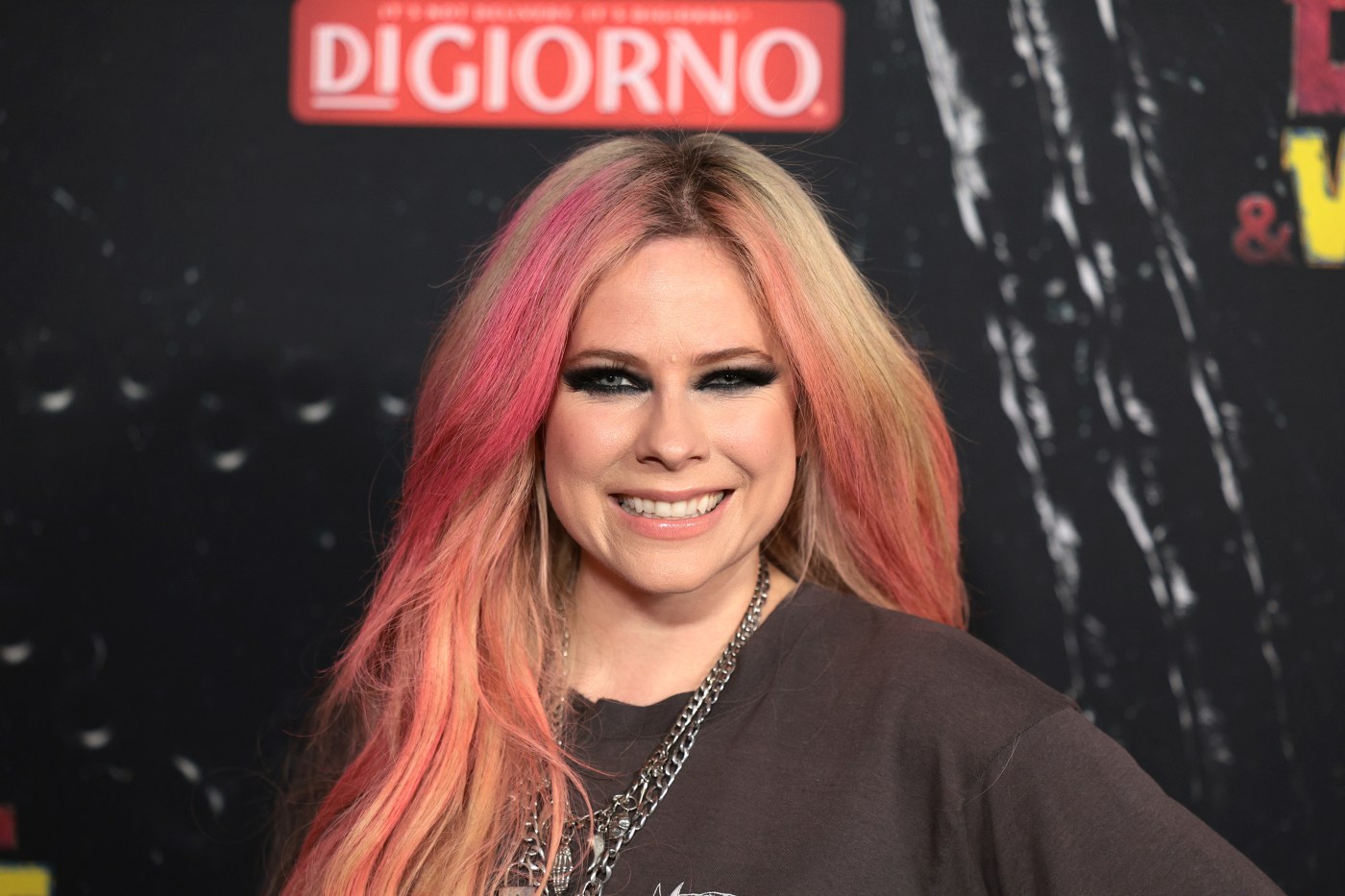 Horoscopes Sept. 27, 2024: Avril Lavigne, move toward a fresh start