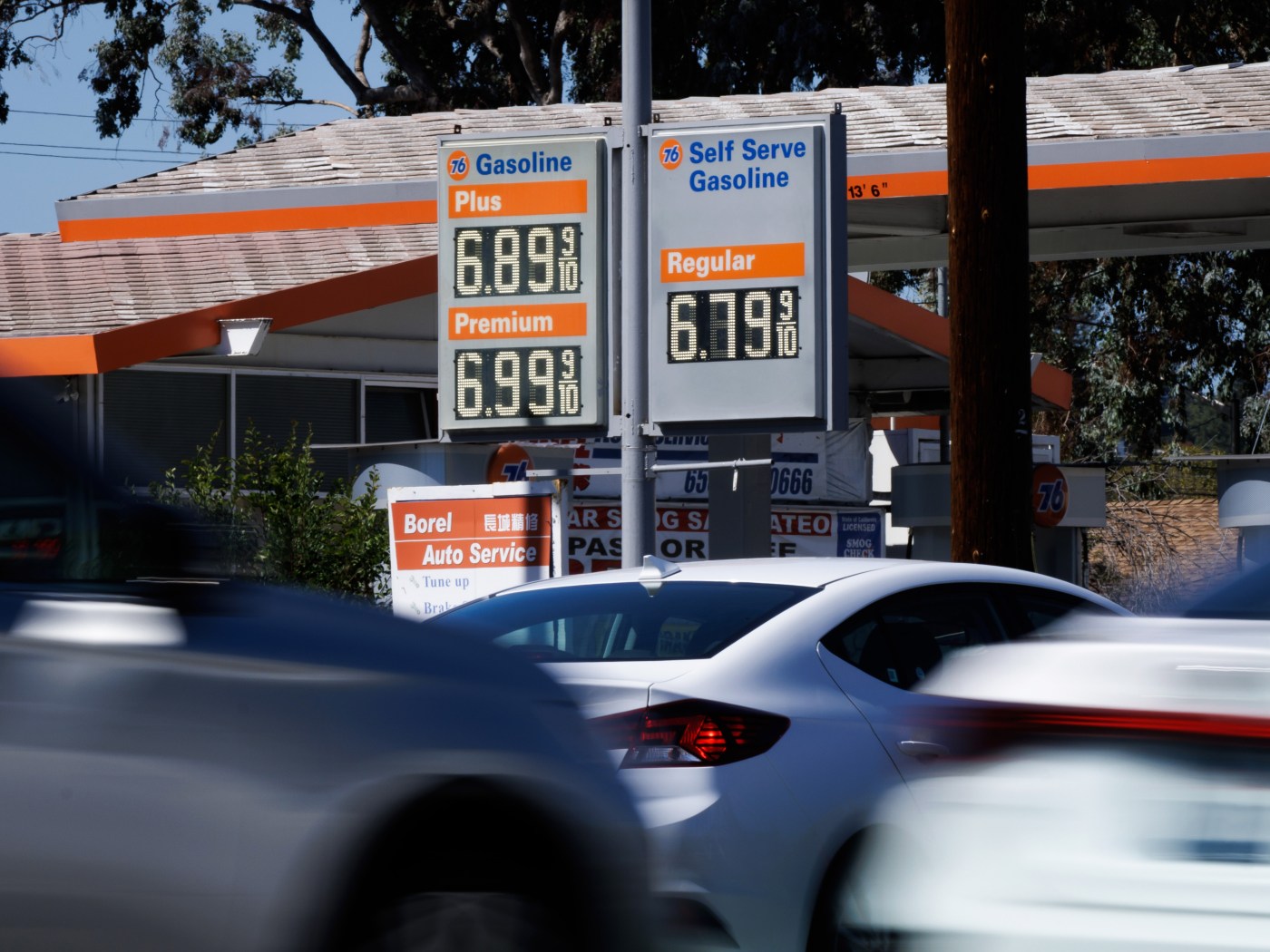 California Democrats want to slash gas prices, a state climate policy will raise them