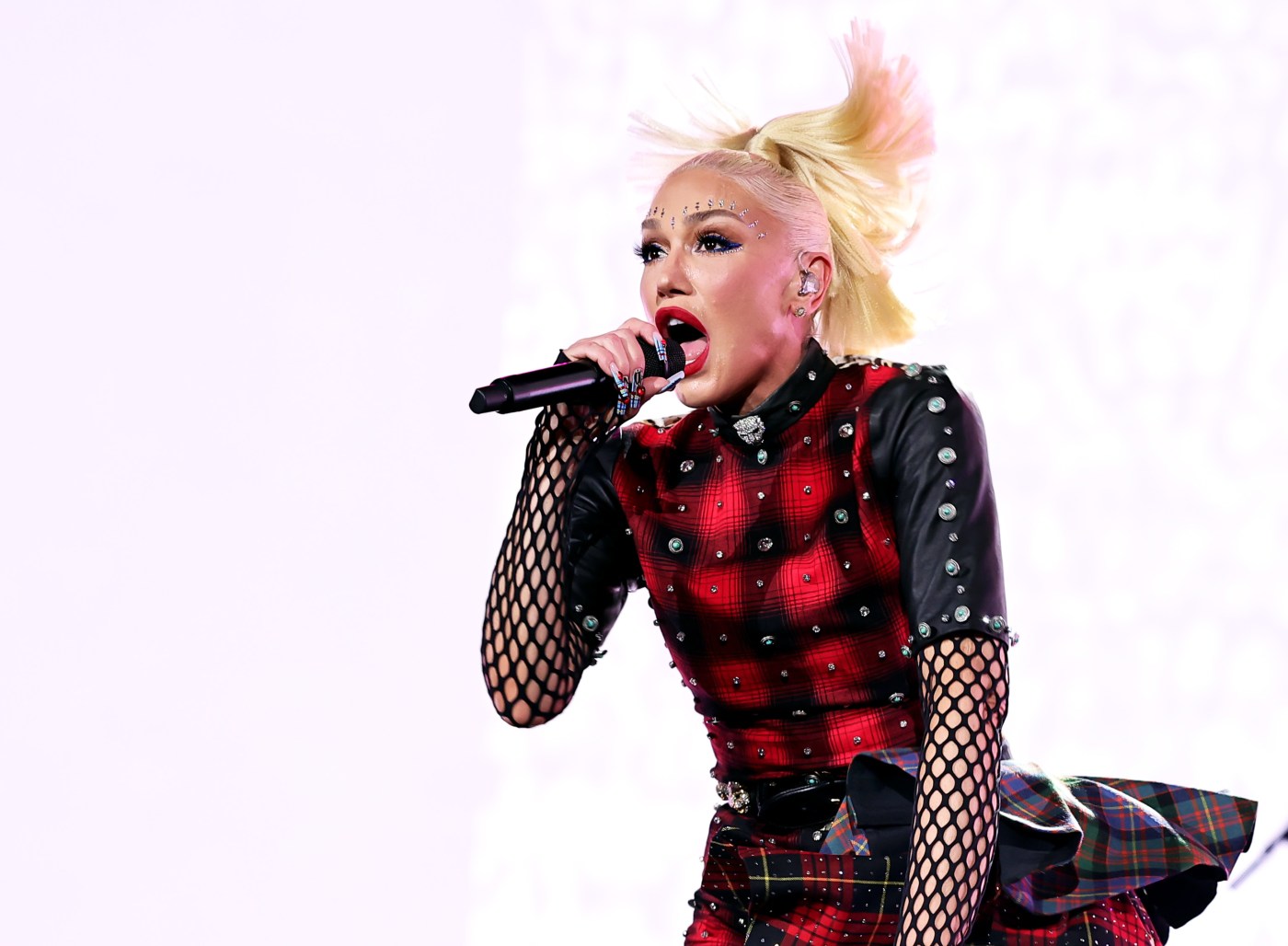 Horoscopes Oct. 3, 2024: Gwen Stefani, tend to self-care