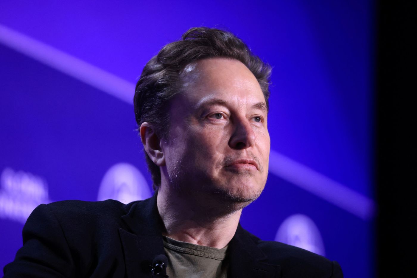 Two of Elon Musk’s ‘mothers’ steer ‘clear’ of his ‘unusual family compound’