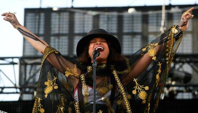 R&B star Erykah Badu returns to San Francisco for Bill Graham Civic show