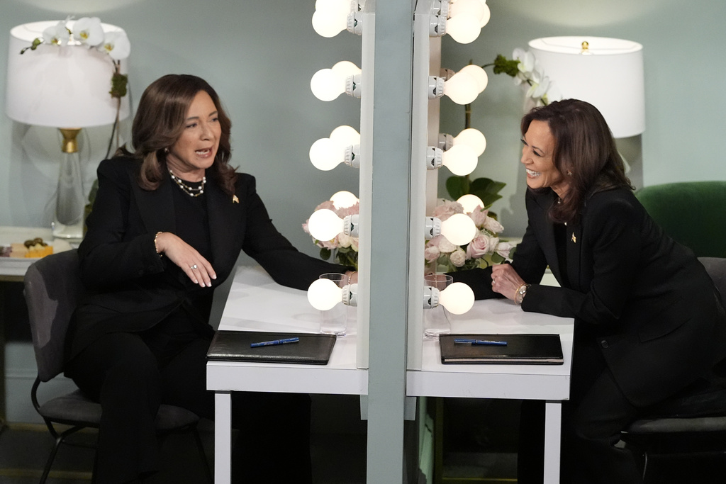 Kamala Harris makes surprise appearance on Saturday Night Live