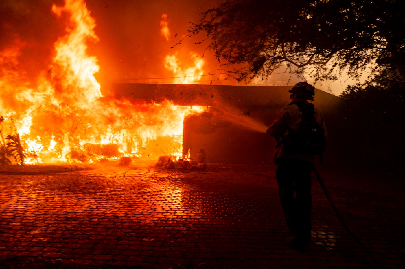 Photos: Mountain Fire exploded to 10,457 acres in just over 5 hours