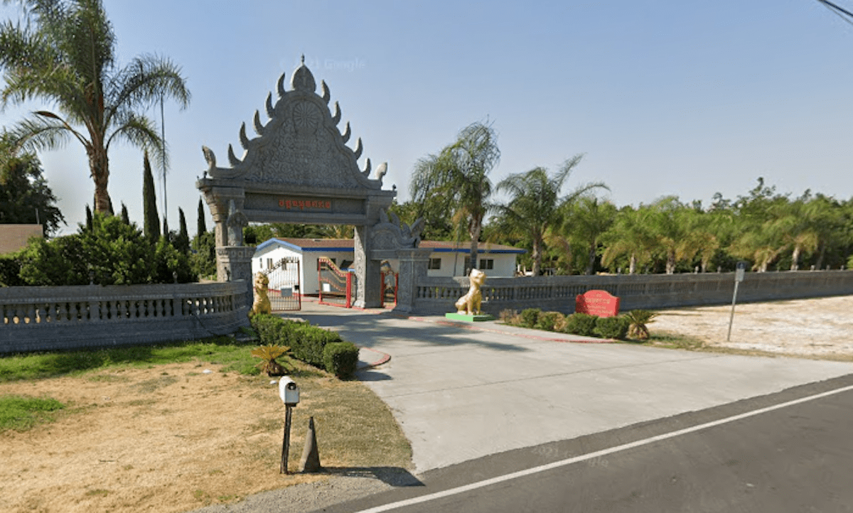 Deputies in foot pursuit are mistakenly shot at by ‘vigilante’ at temple near Stockton