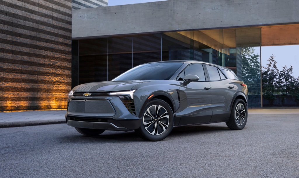 2025 Chevy Blazer EV SUV: Strong choice, tough market