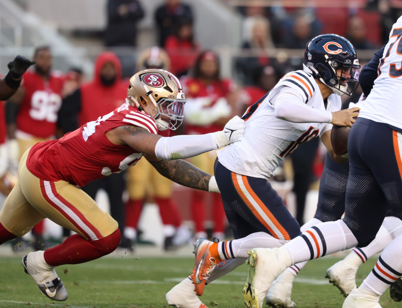 Standout defensive lineman earns rare honor for 49ers