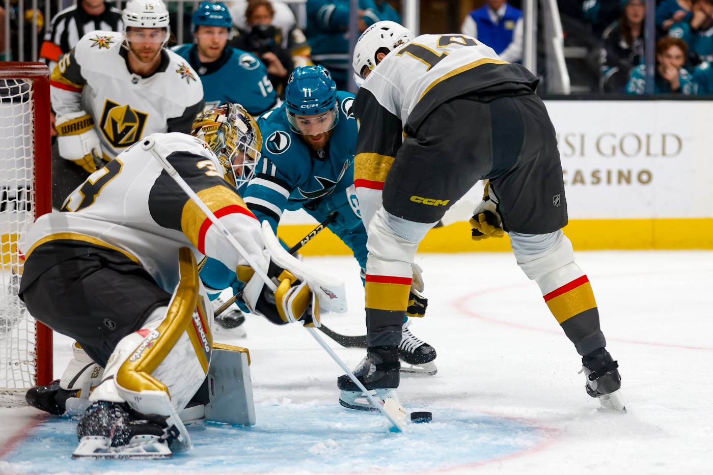 San Jose Sharks find new way to blow third period lead