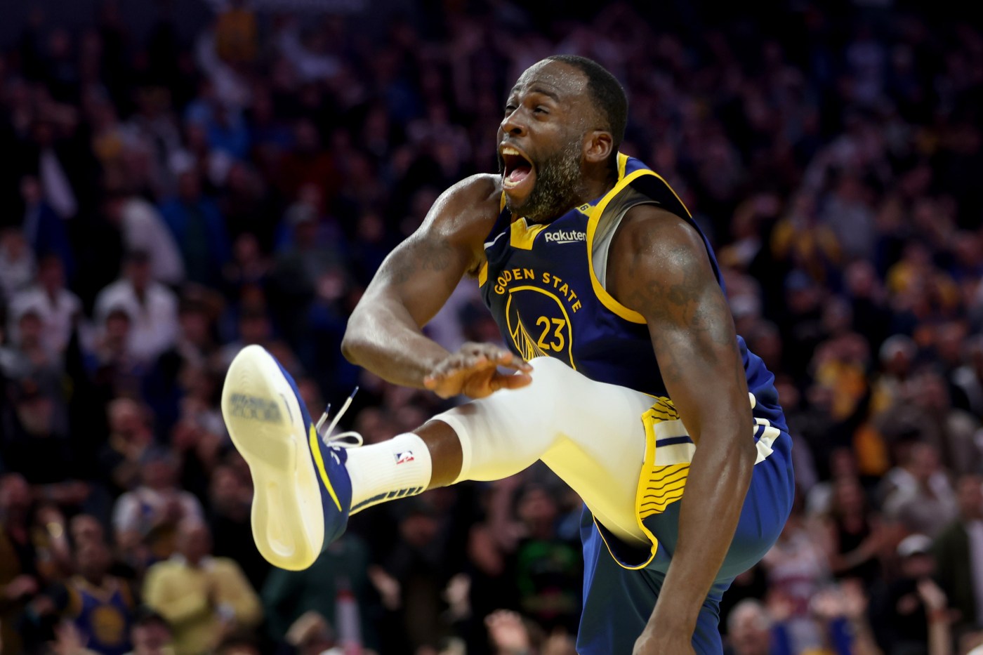 Draymond Green turns profane hot mic moment into lesson in Warriors leadership