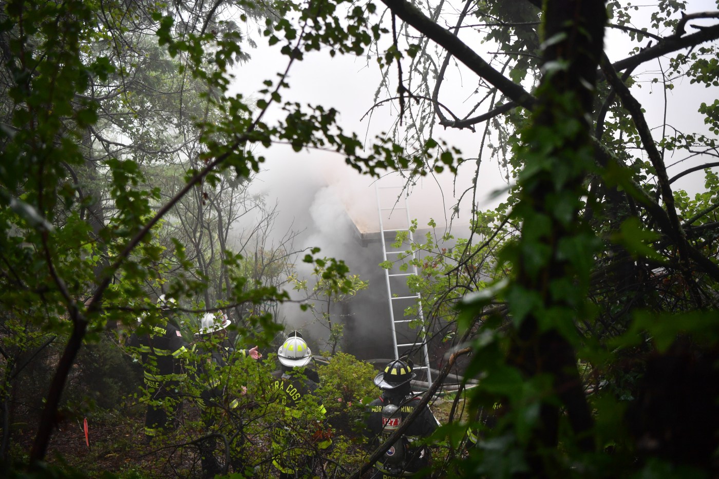 Firefighters battling 2-alarm blaze at house in Orinda