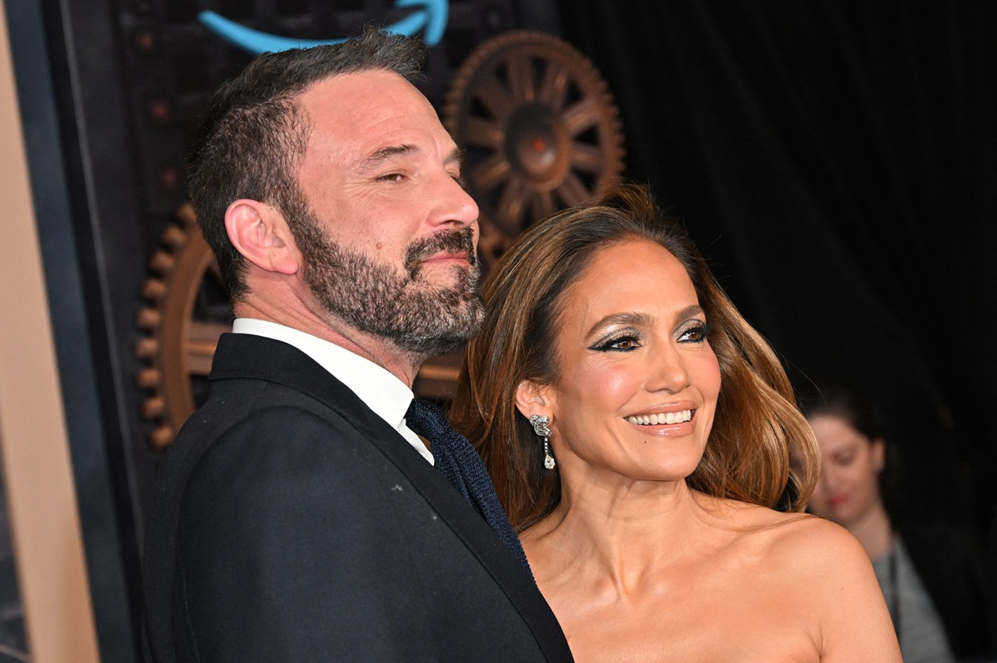 Jennifer Lopez, Ben Affleck still ‘speak’ amid divorce: report