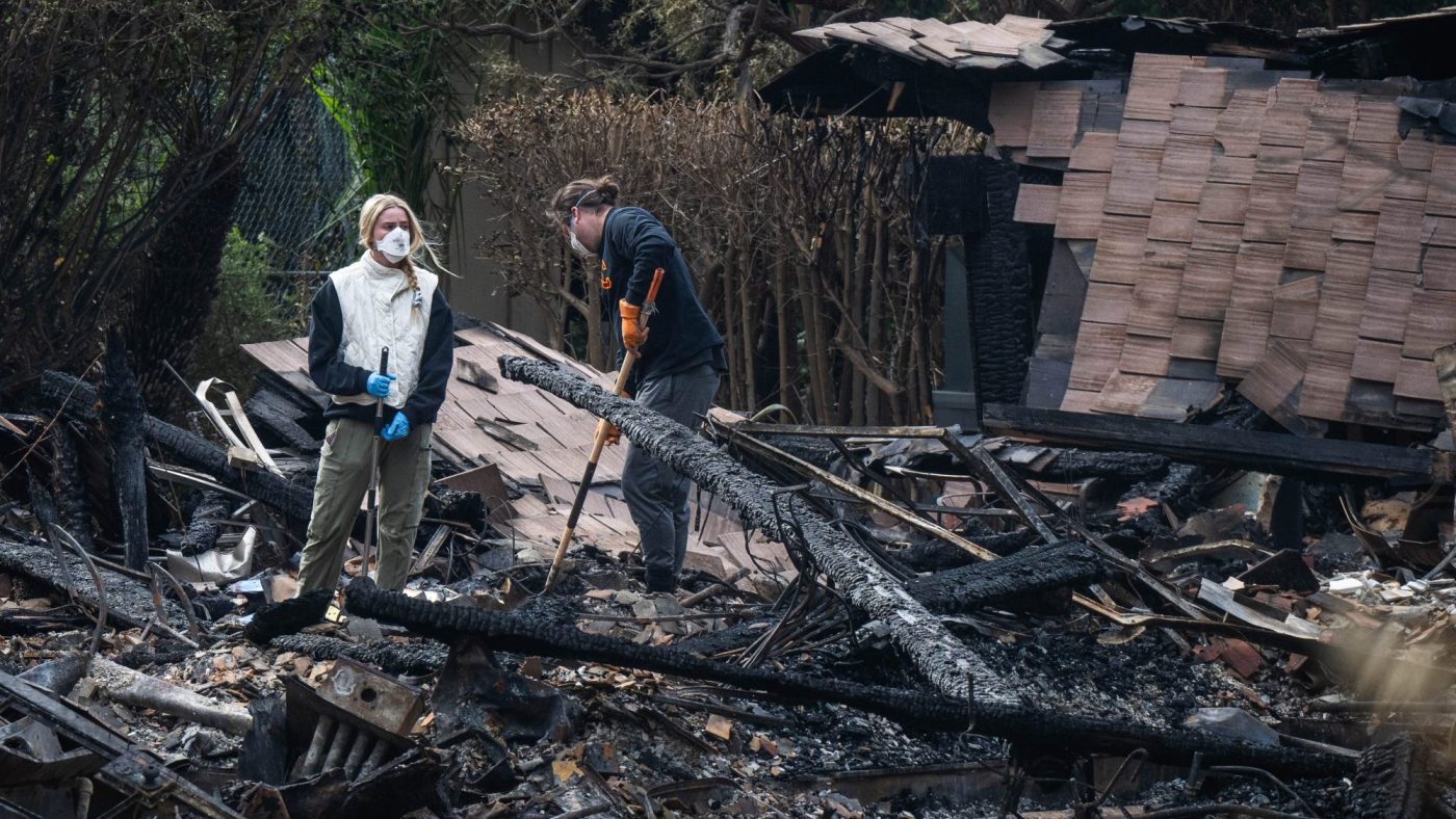 Franklin fire in Malibu is 89% contained as Santa Ana winds return