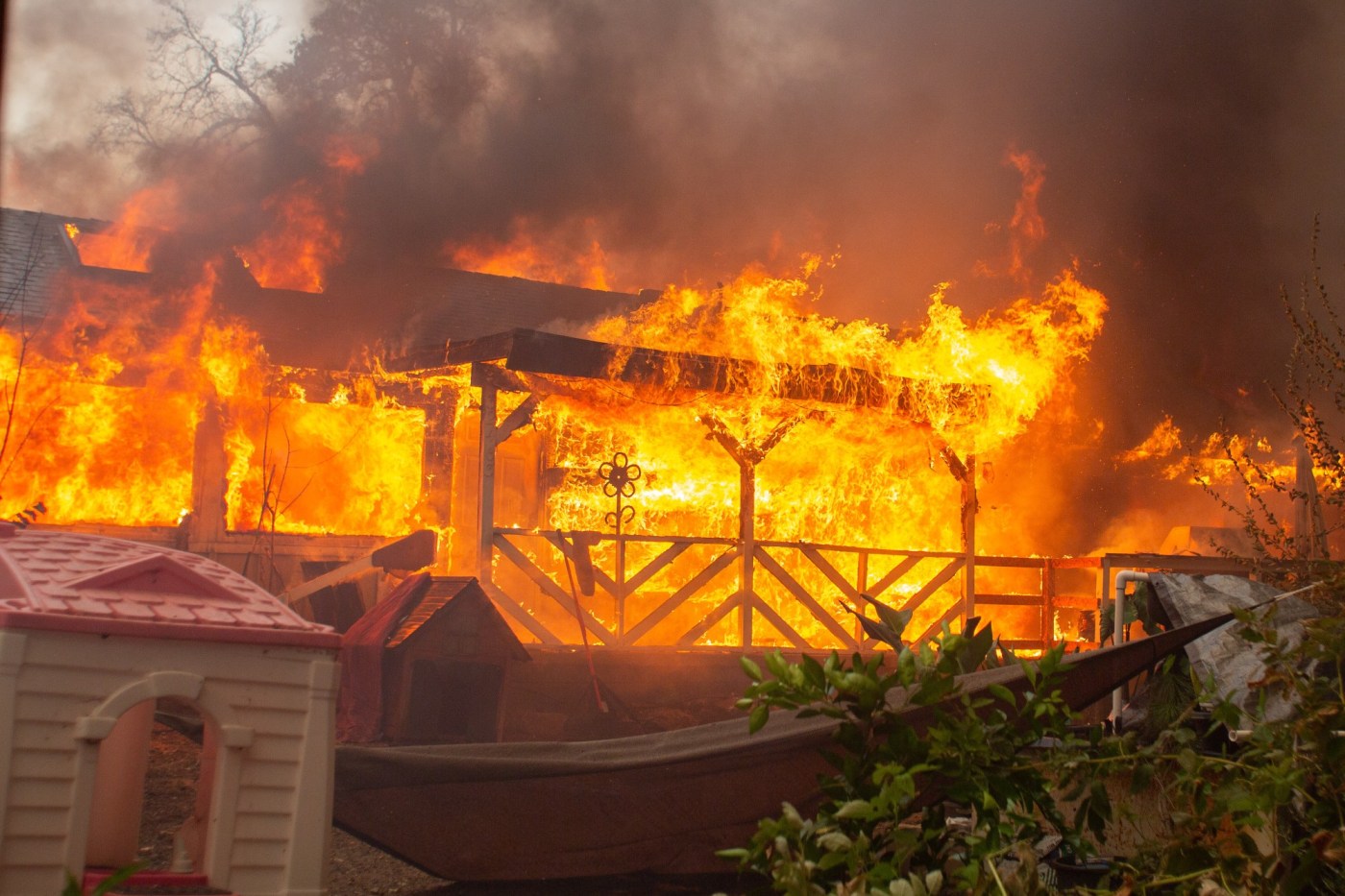 Damage claims from the Airport fire run the gamut — from millions for burned houses to $3 for M&Ms