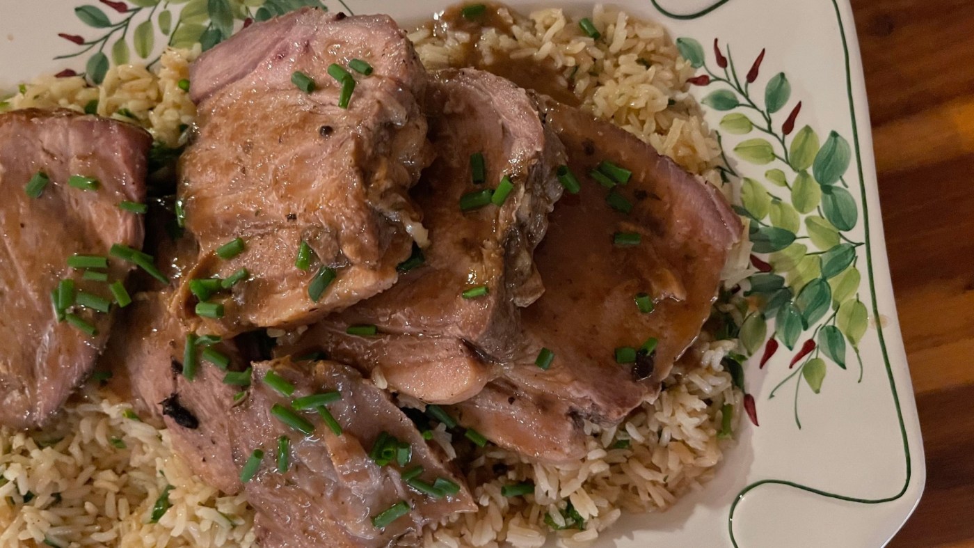 Recipe: Make Slow Cooker Apple Cider Pork as an easy New Year’s Day dish