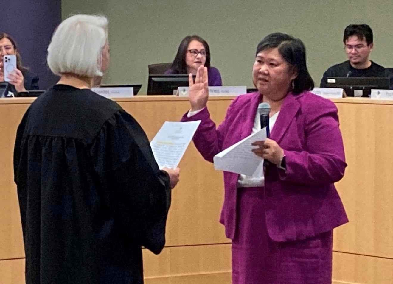 New Almaden rep sworn in as community college district trustee