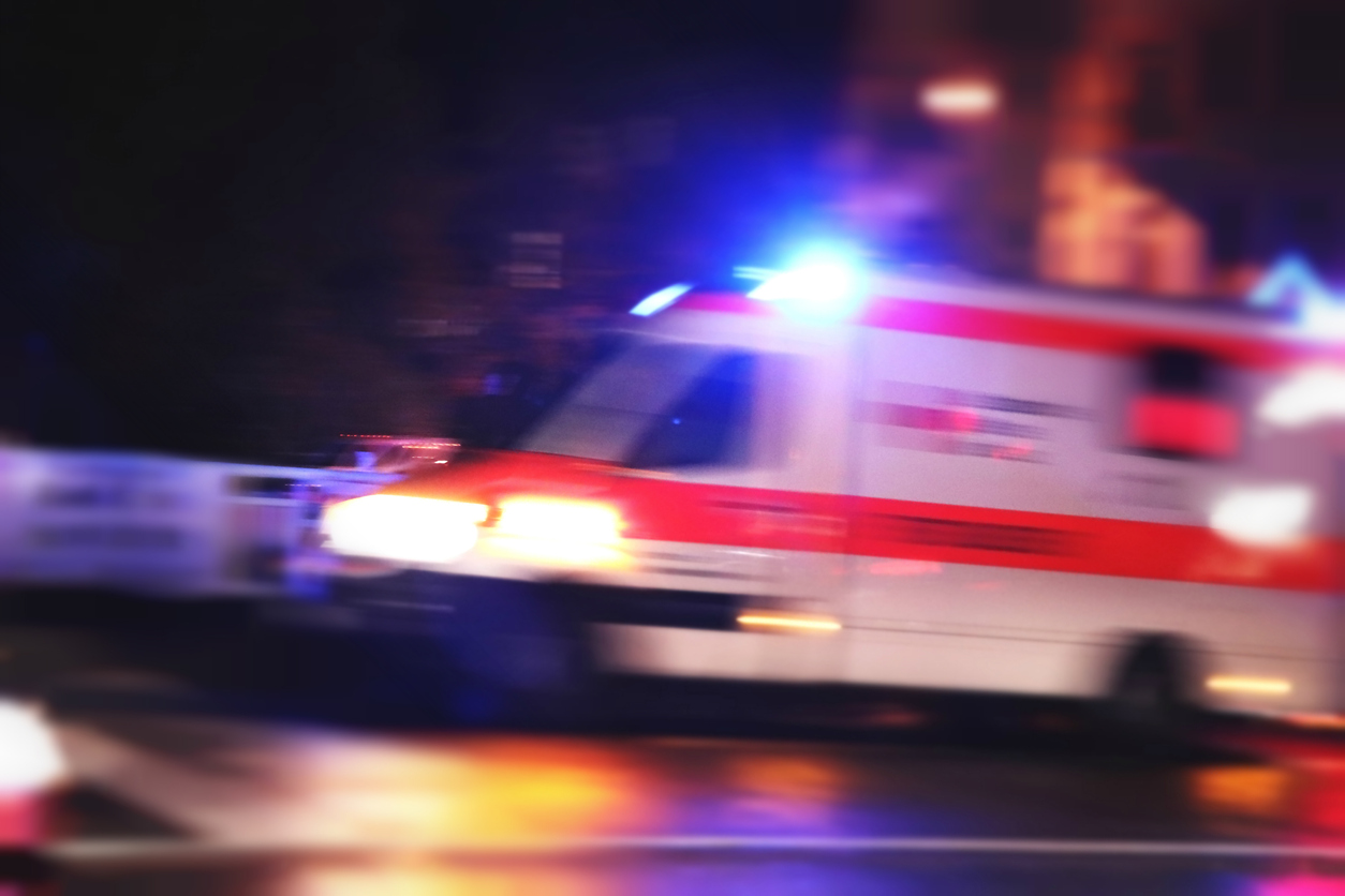 Man covered in blood flees from police, kayaks to random boat in California harbor