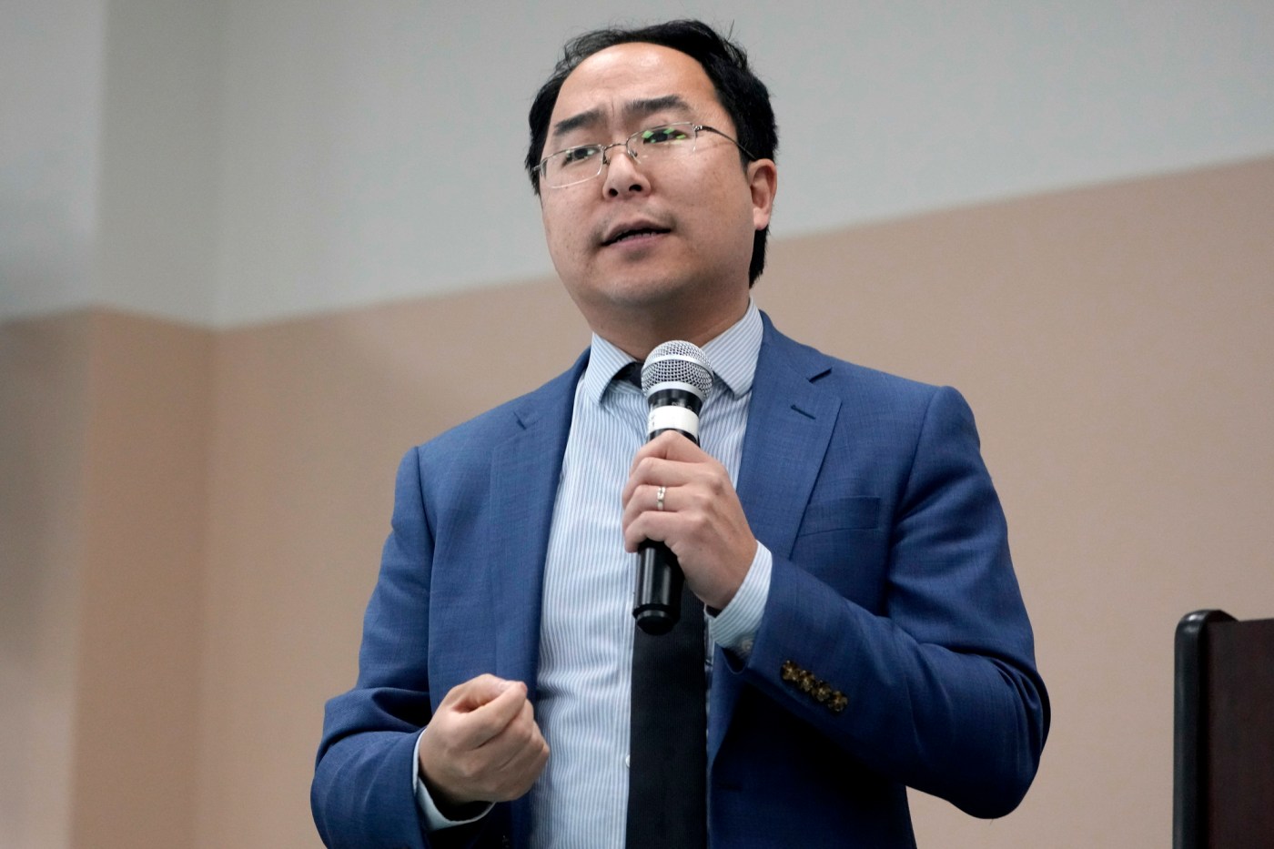 Interim NJ senator will step aside, make way for Andy Kim