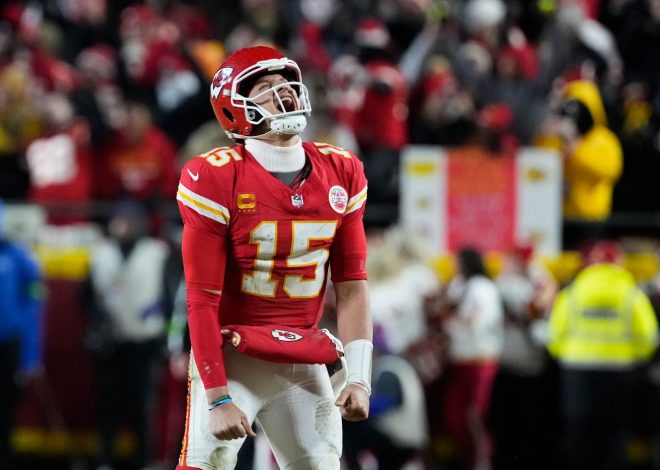 Chiefs get more Mahomes magic, beat Bills to advance to 3rd straight Super Bowl