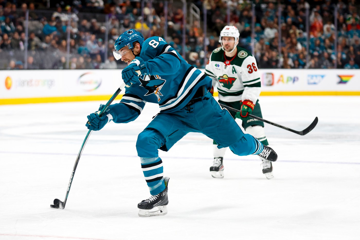 Veteran defenseman hits IR as injuries mount for struggling Sharks