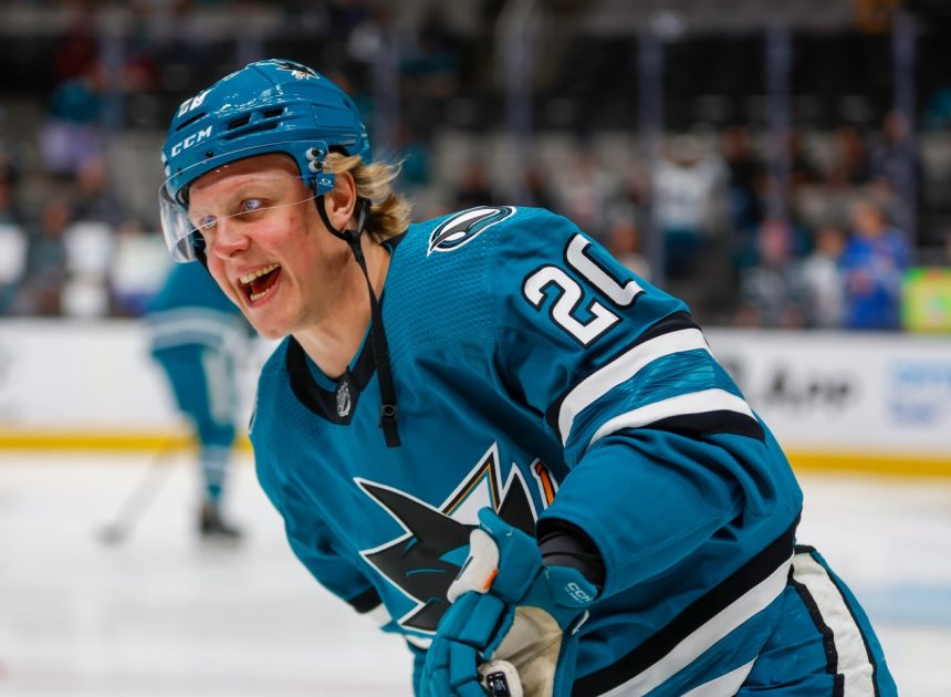 San Jose Sharks winger’s ironman streak to remain intact