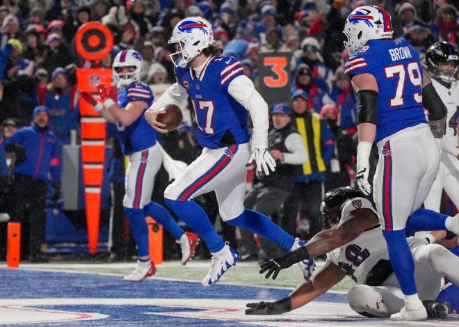 Josh Allen scores 2 TDs, Bills force 3 turnovers to beat Ravens 27-25 and reach AFC title game