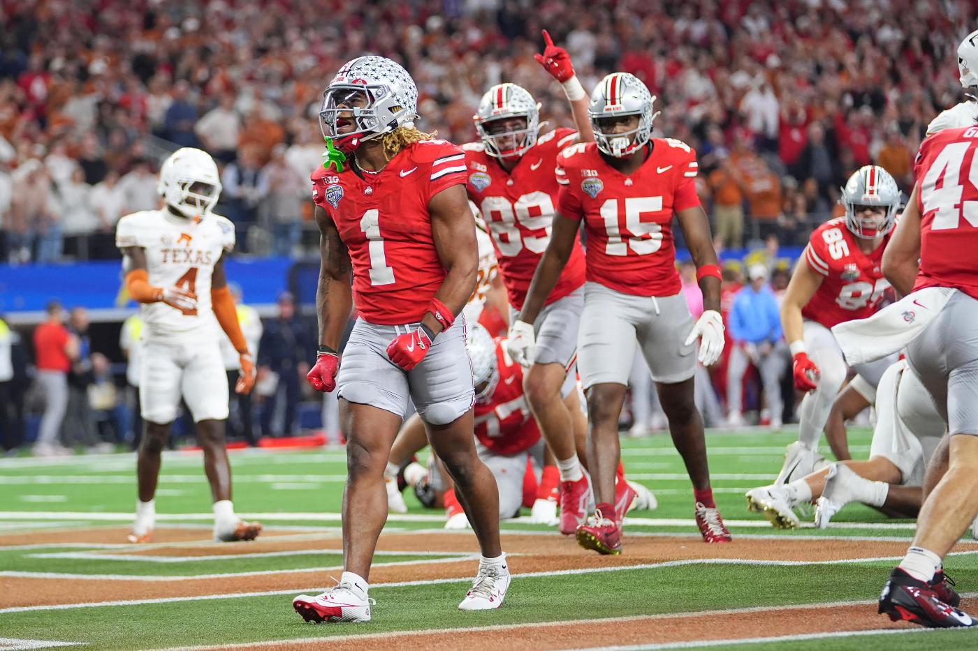 Ohio State favored by 9½ points over Notre Dame in CFP title game