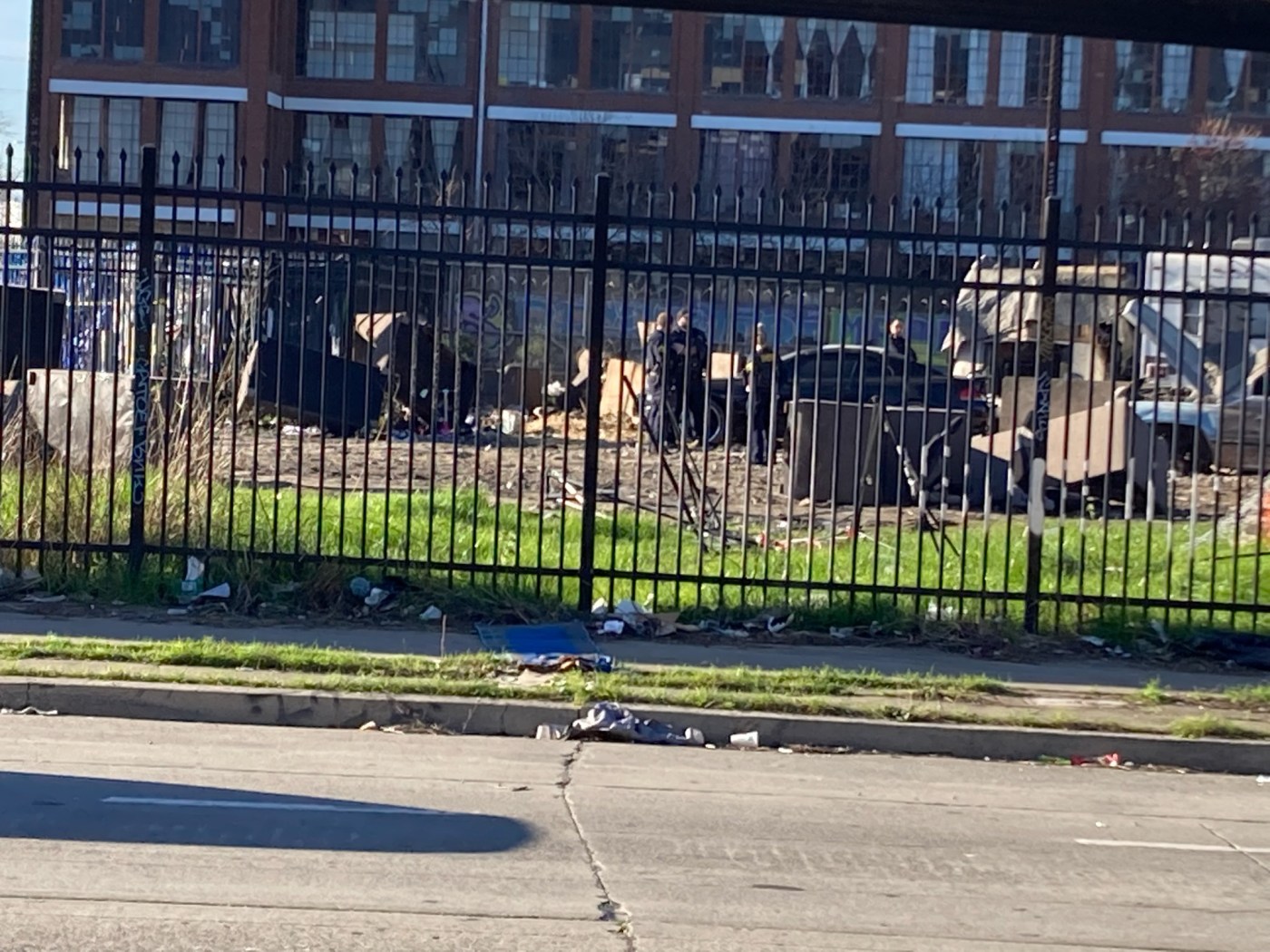 Man fatally shot at Oakland homeless camp