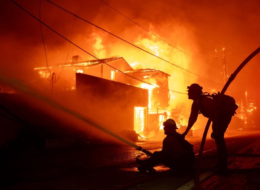 “Extreme fire behavior” expected in Los Angeles as fires rage