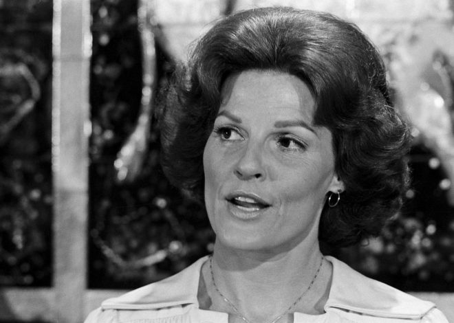 Anita Bryant dies; singer and spokesperson lost jobs after vocal opposition to LGBTQ rights