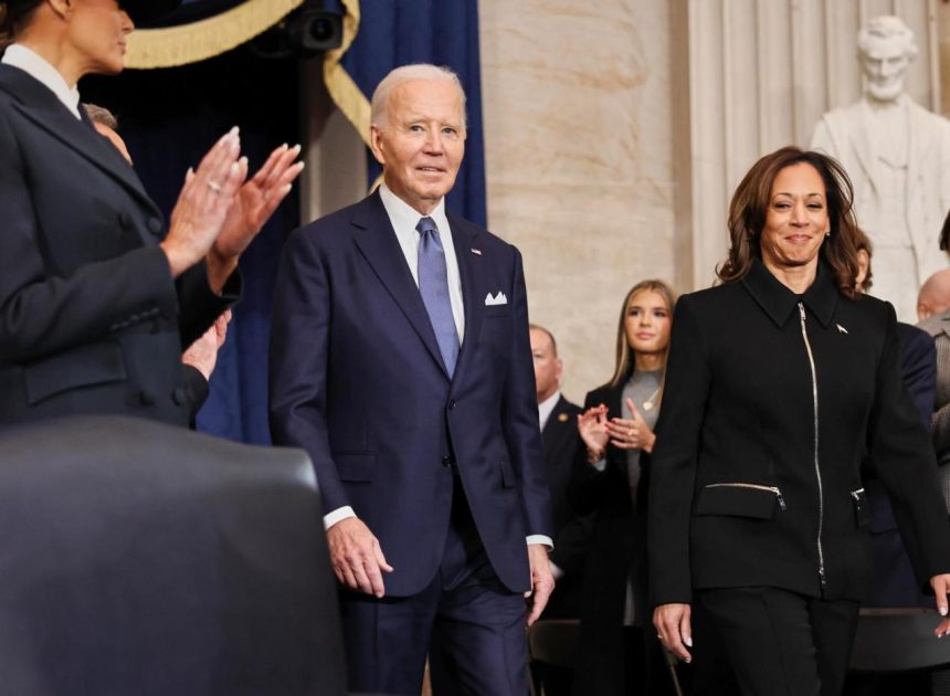 Just minutes before he leaves office, Biden pardons his siblings and their spouses