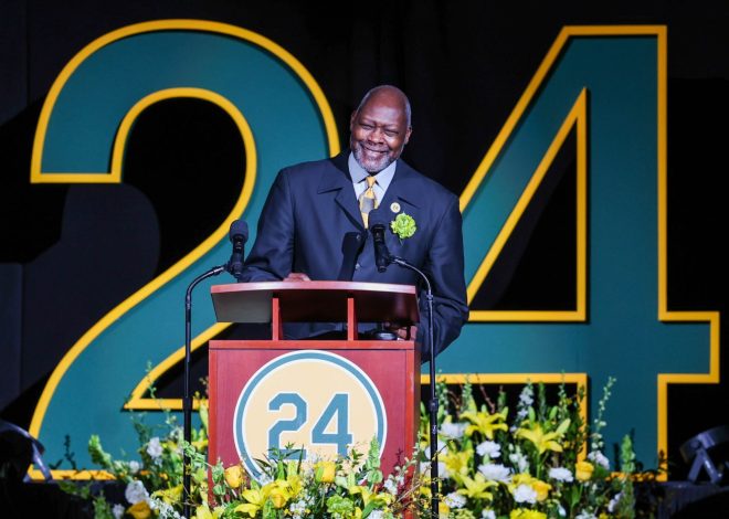 Rickey Henderson’s love affair with Oakland a big part in celebrating his life