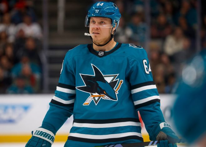 Sharks trade two pending unrestricted free agents to Dallas Stars