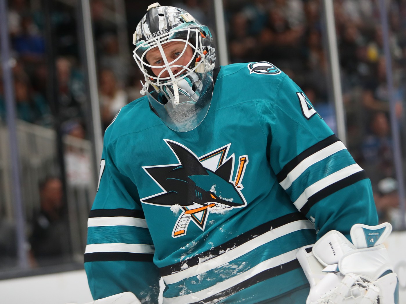 Vanecek shines, Toffoli scores late, but Sharks lose in overtime