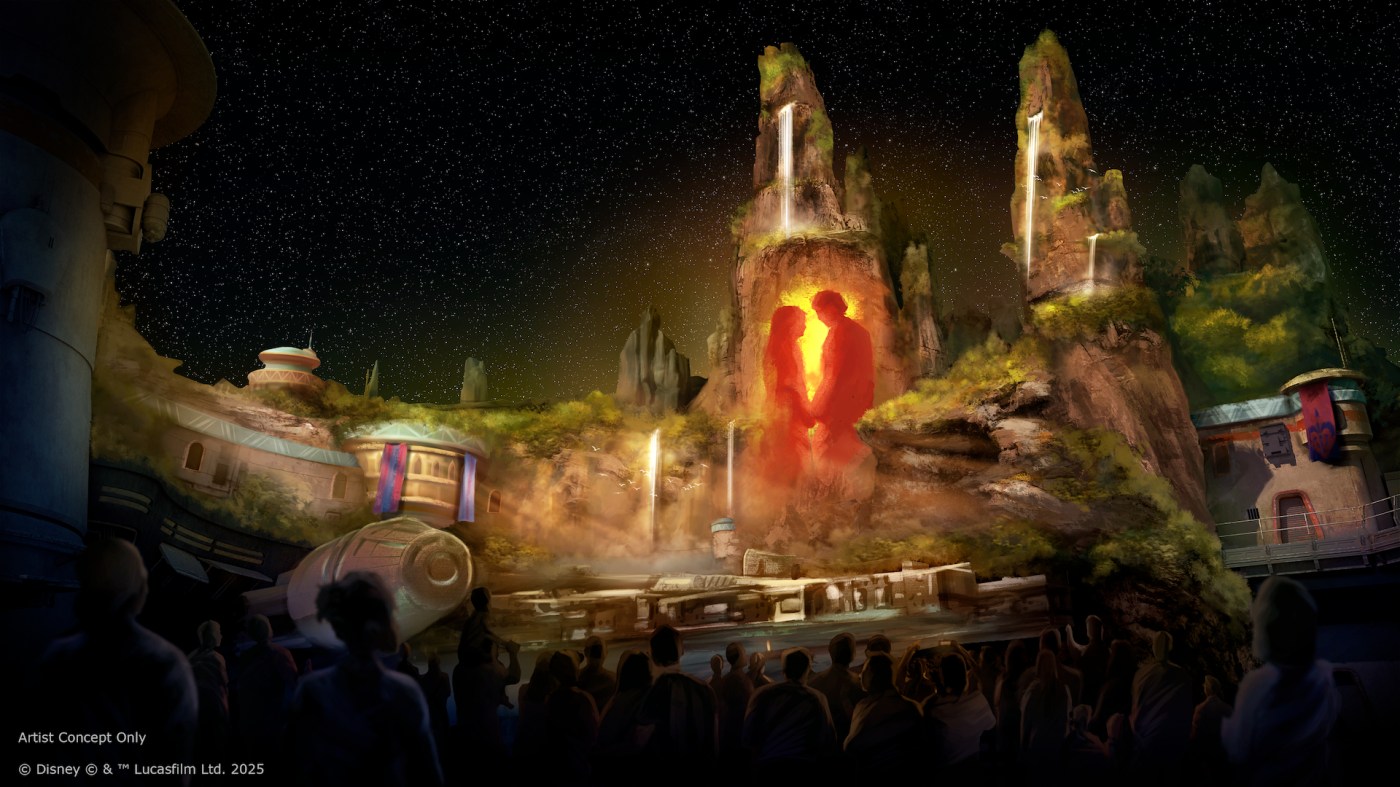 First look at Star Wars projection show coming to Disneyland