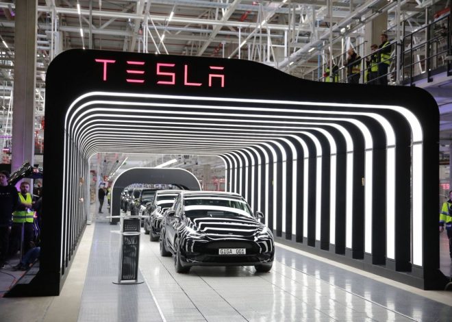 Opinion: Tesla’s awful numbers put Musk back into campaign mode