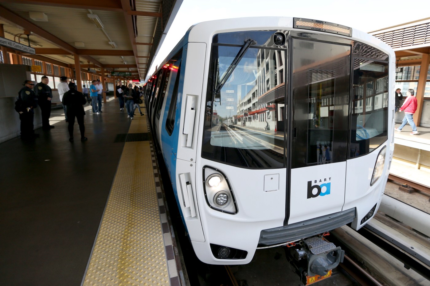 BART’s Civic Center station in San Francisco closed after emergency on tracks