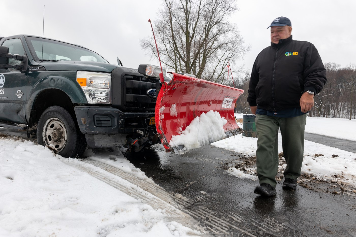 Fast moving storms leaves fluffy piles of snow across New England