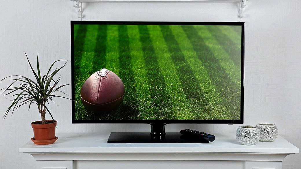 Enjoy every Super Bowl moment with the best Ultra HD TV