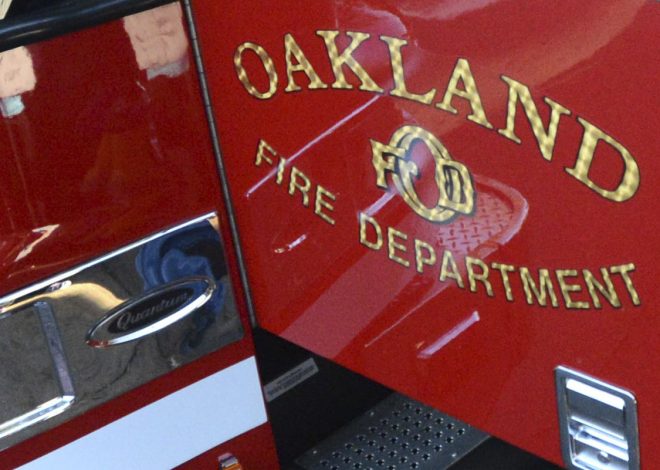 Firefighters control two-alarm blaze at Oakland warehouses