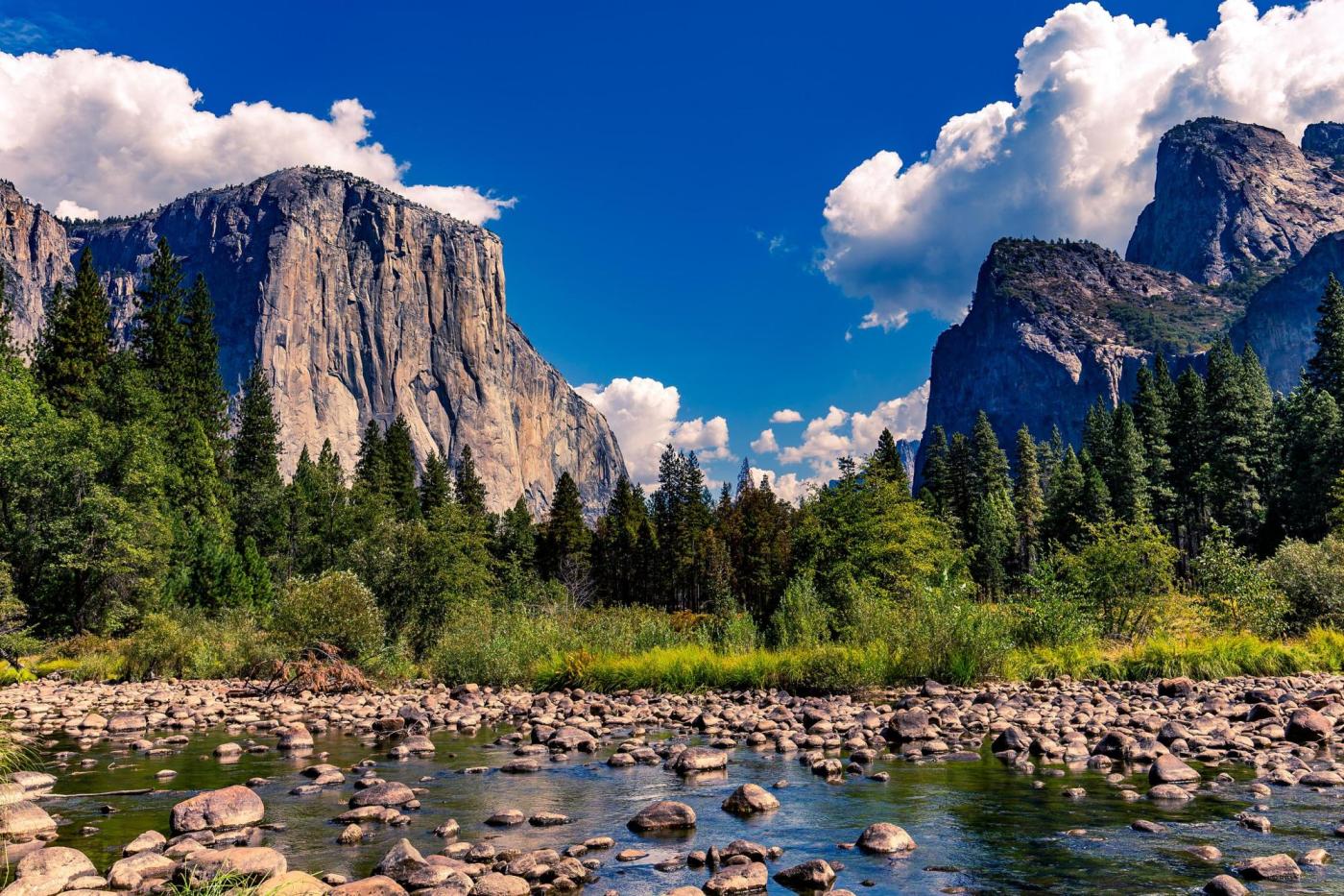 Yosemite National Park summer reservations open after delay
