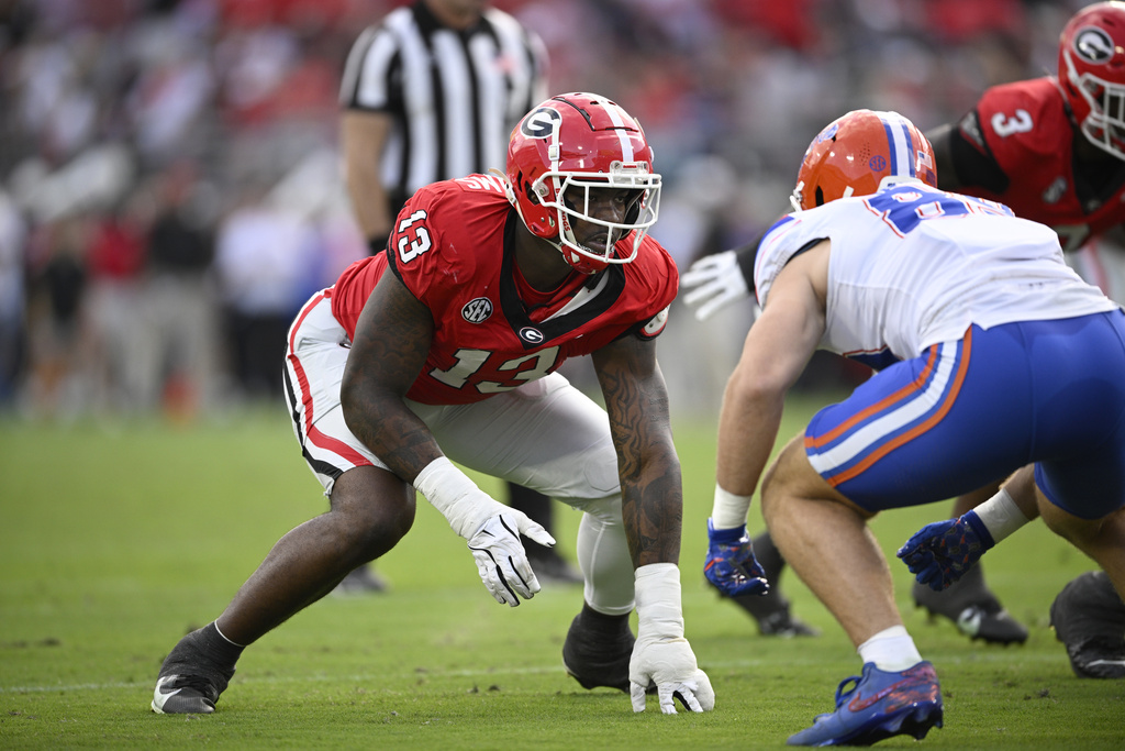 49ers’ Mykel Williams hopes to be a throwback defensive end