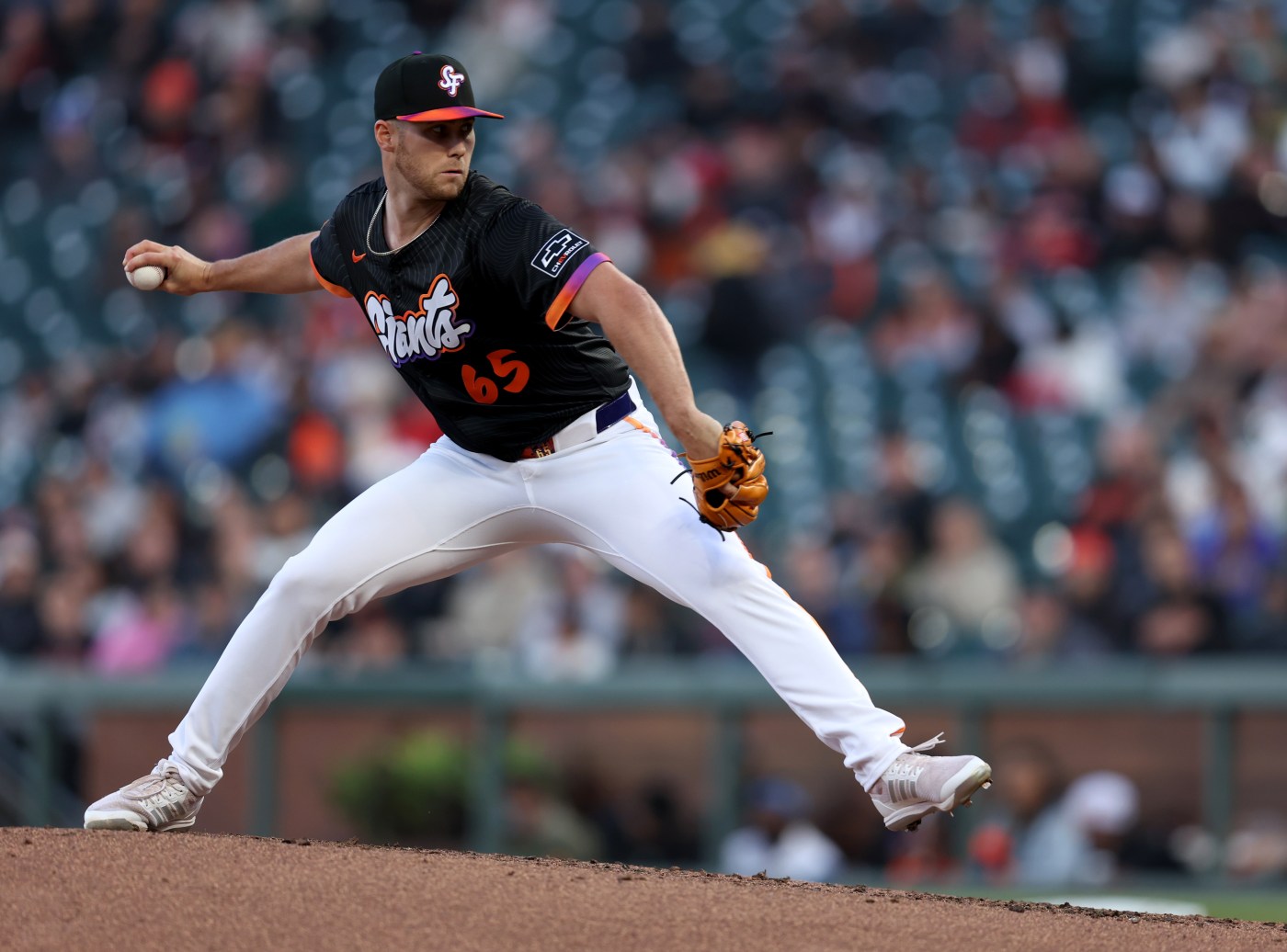 SF Giants shutout in first game with new City Connect jerseys