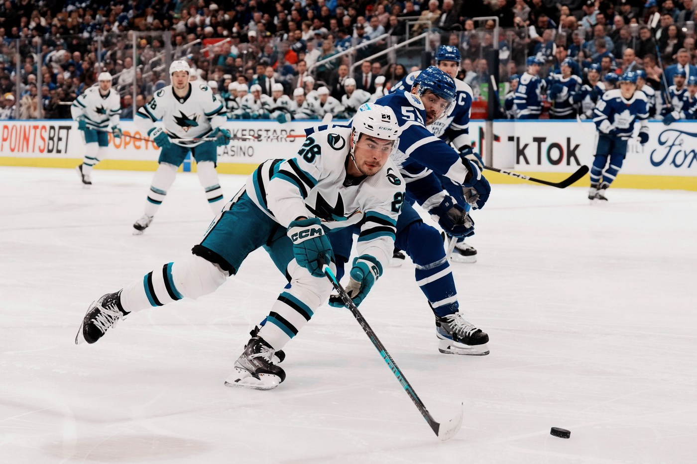 Opinion: A great NHL North American trade war could be skating our way