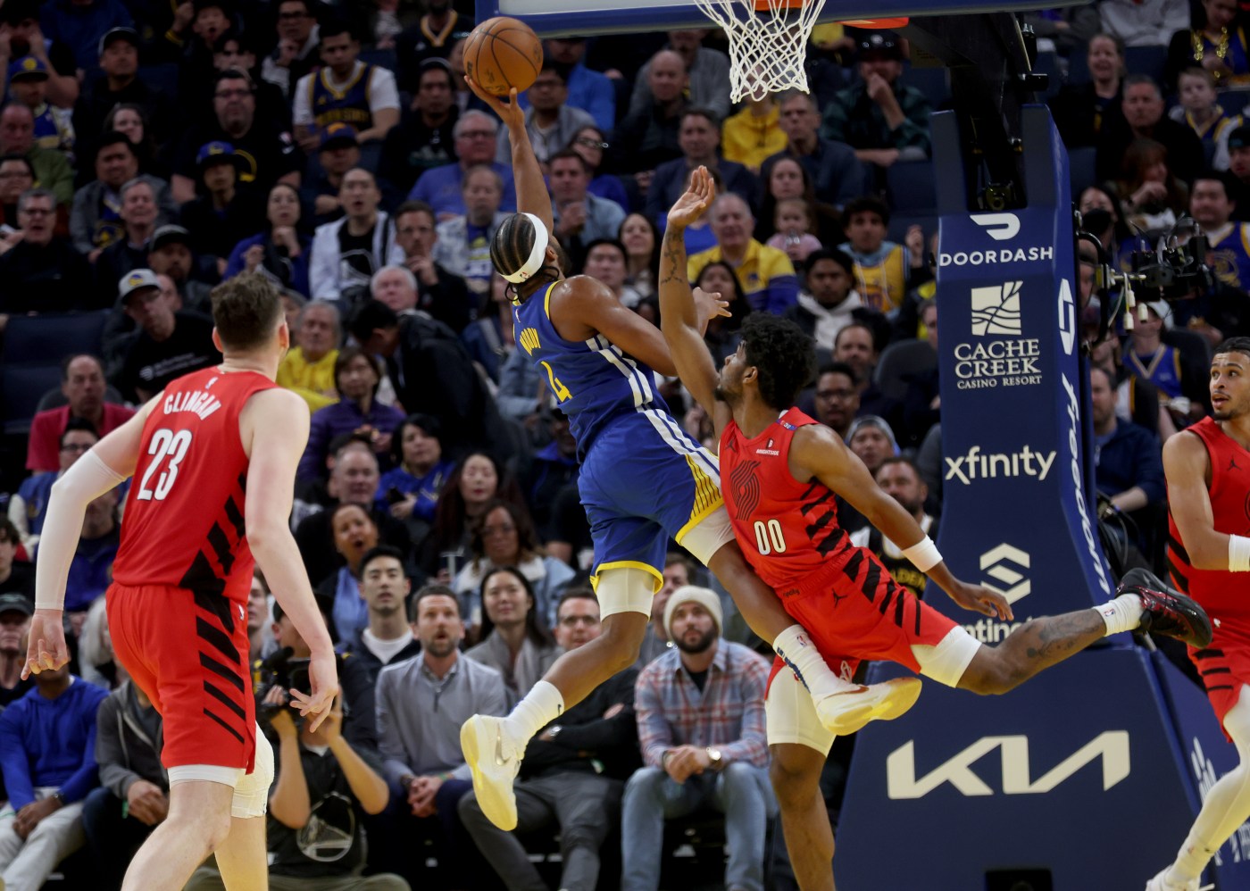 Warriors stay on message to open playoff series vs. Rockets