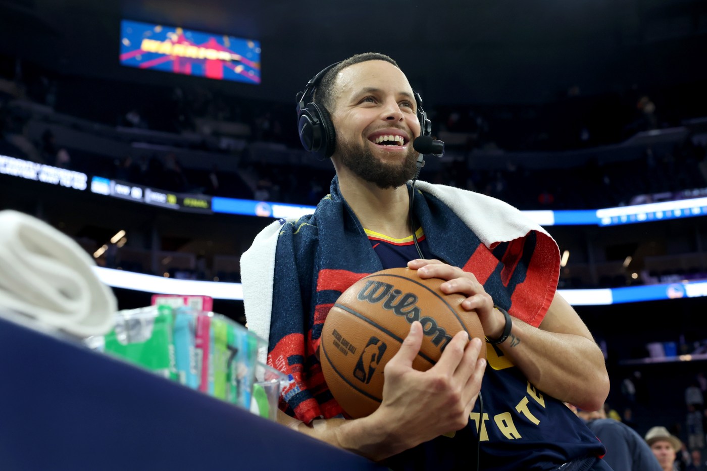 Five stats and milestones that explain Steph Curry’s incredible season for Warriors