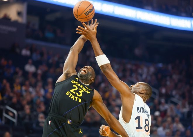 Warriors blow 14-point lead to Spurs, lose grasp on Western Conference playoff picture
