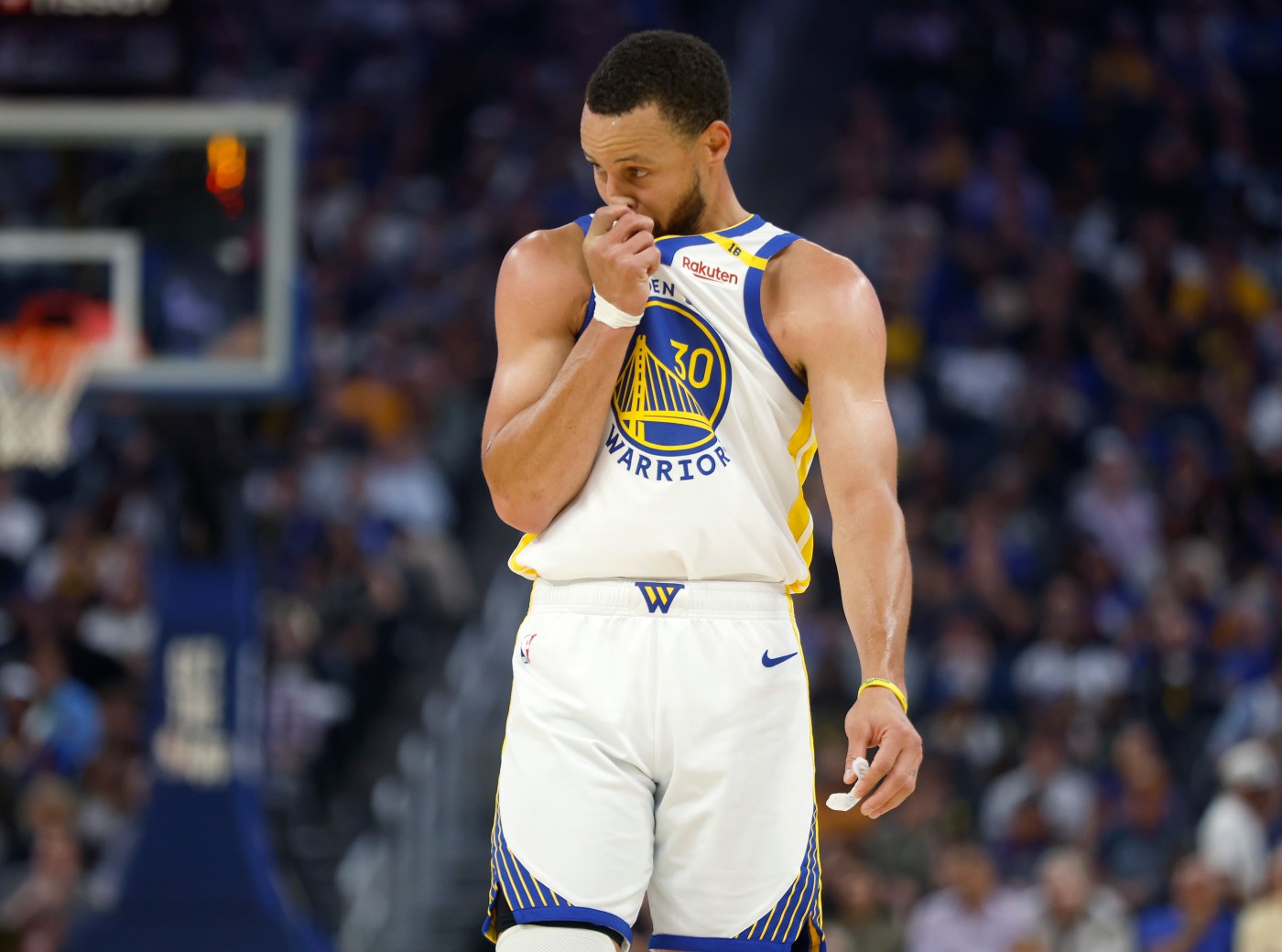 Warriors bound for play-in tournament after overtime loss to Clippers