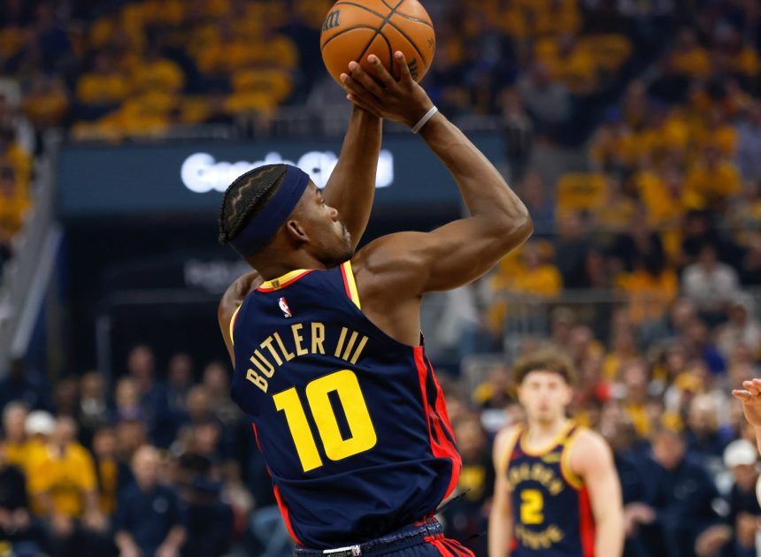 Warriors in awe as ‘playoff Jimmy’ makes Game 4’s biggest play vs. Rockets