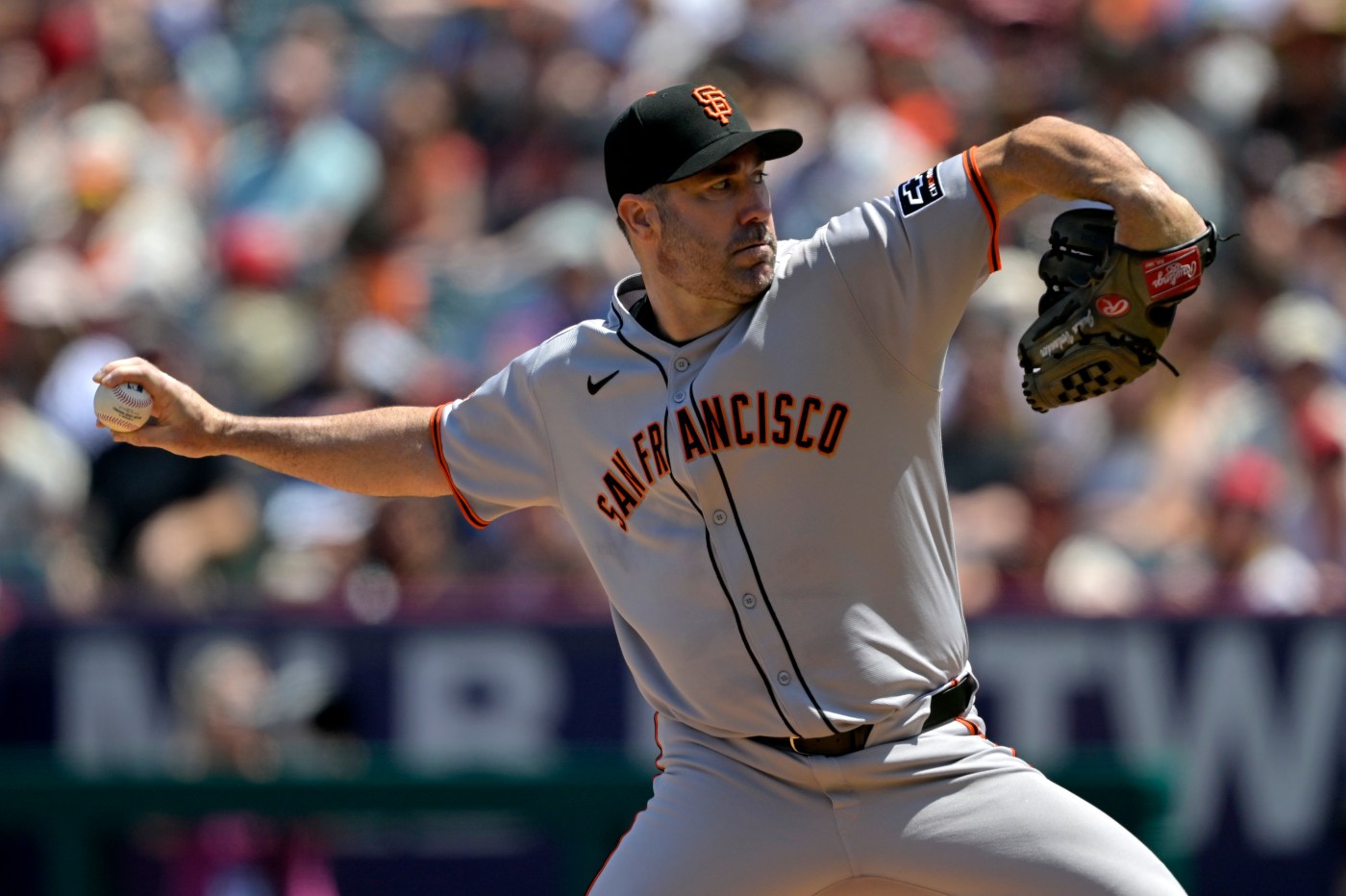 SF Giants end road trip with whimper as Walker blows save
