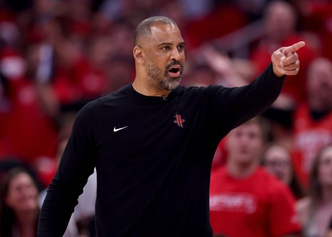 Around San Francisco, Rockets coach has ‘pleasant’ talks with Warriors fans: ‘You’re not as brave in person’